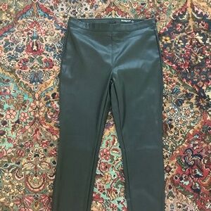 BlankNYC pull on vegan leather legging, size 30